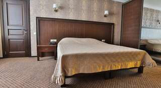 Гостиница Милан Отель Белгород Двухместный номер "Комфорт" с 1 кроватью или 2 отдельными кроватями-13